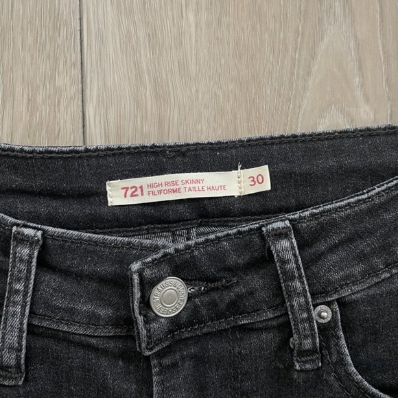 Levi's | 721 High Rise Skinny - Picture 6 of 10